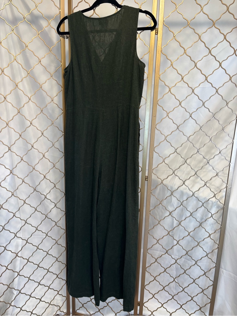 Who What Wear Olive Sleeveless V-Neck Wide-Leg Jumpsuit with Belt, size S - Picture 8 of 10